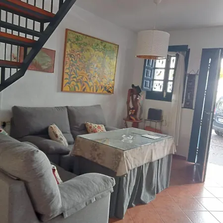 Casa En Pet Friendly Nerja